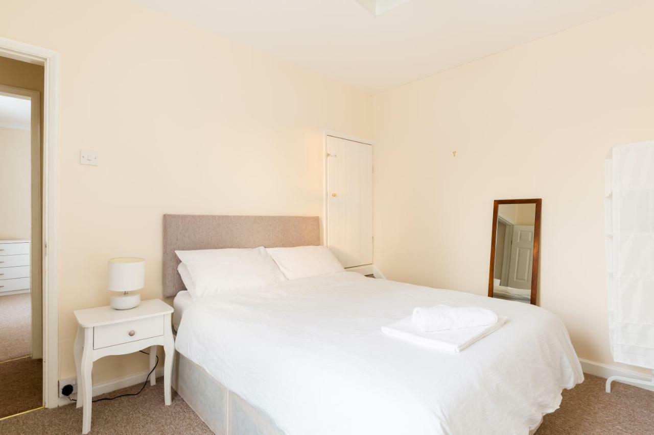 Well Presented 2 Bedroom House - Sleeps Four เลมิงตันสปา ภายนอก รูปภาพ